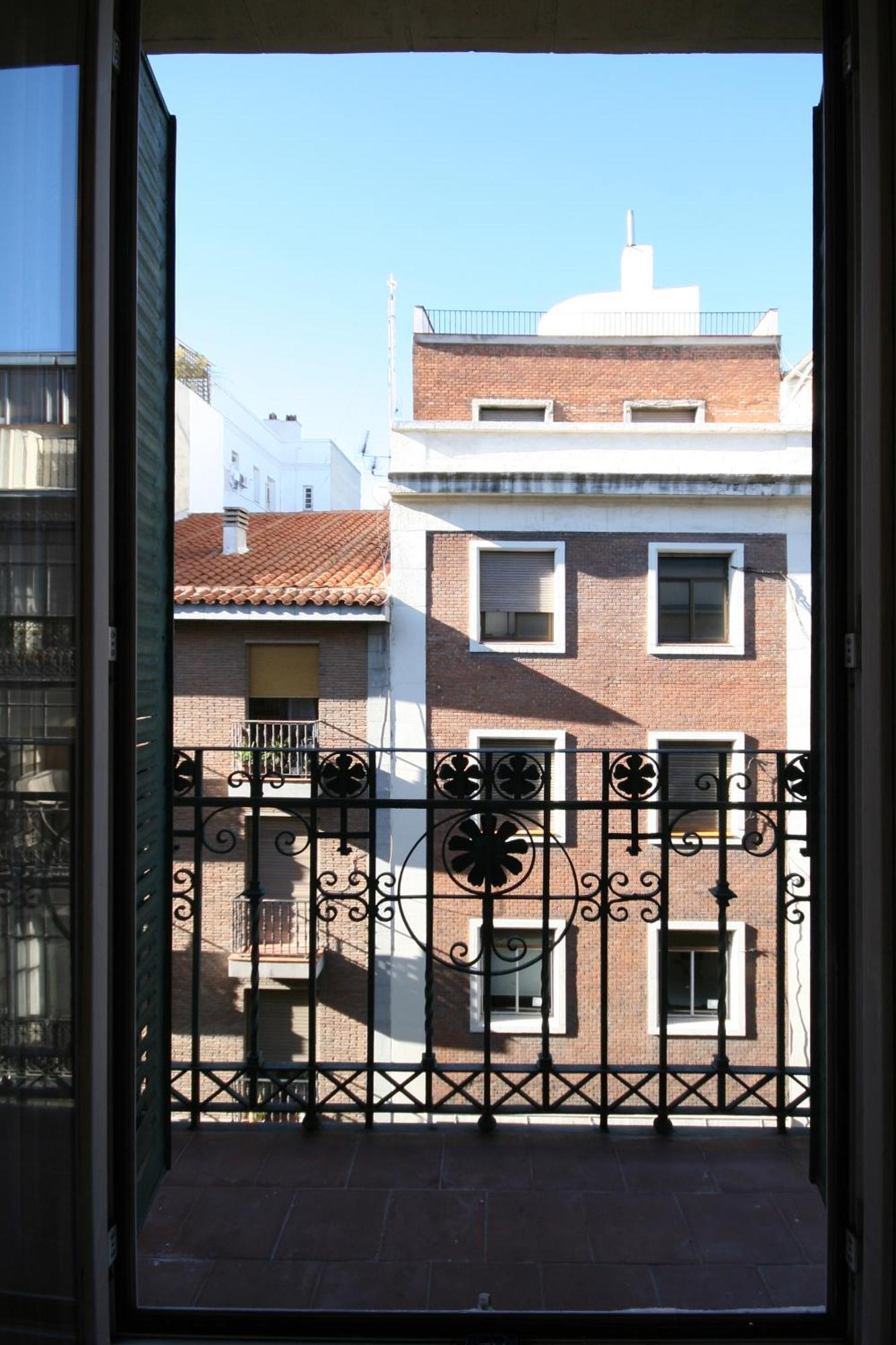 Hotel Ch Bueno Madrid Exterior foto